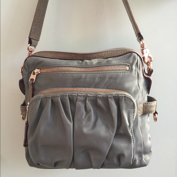 large suitcase bolsa